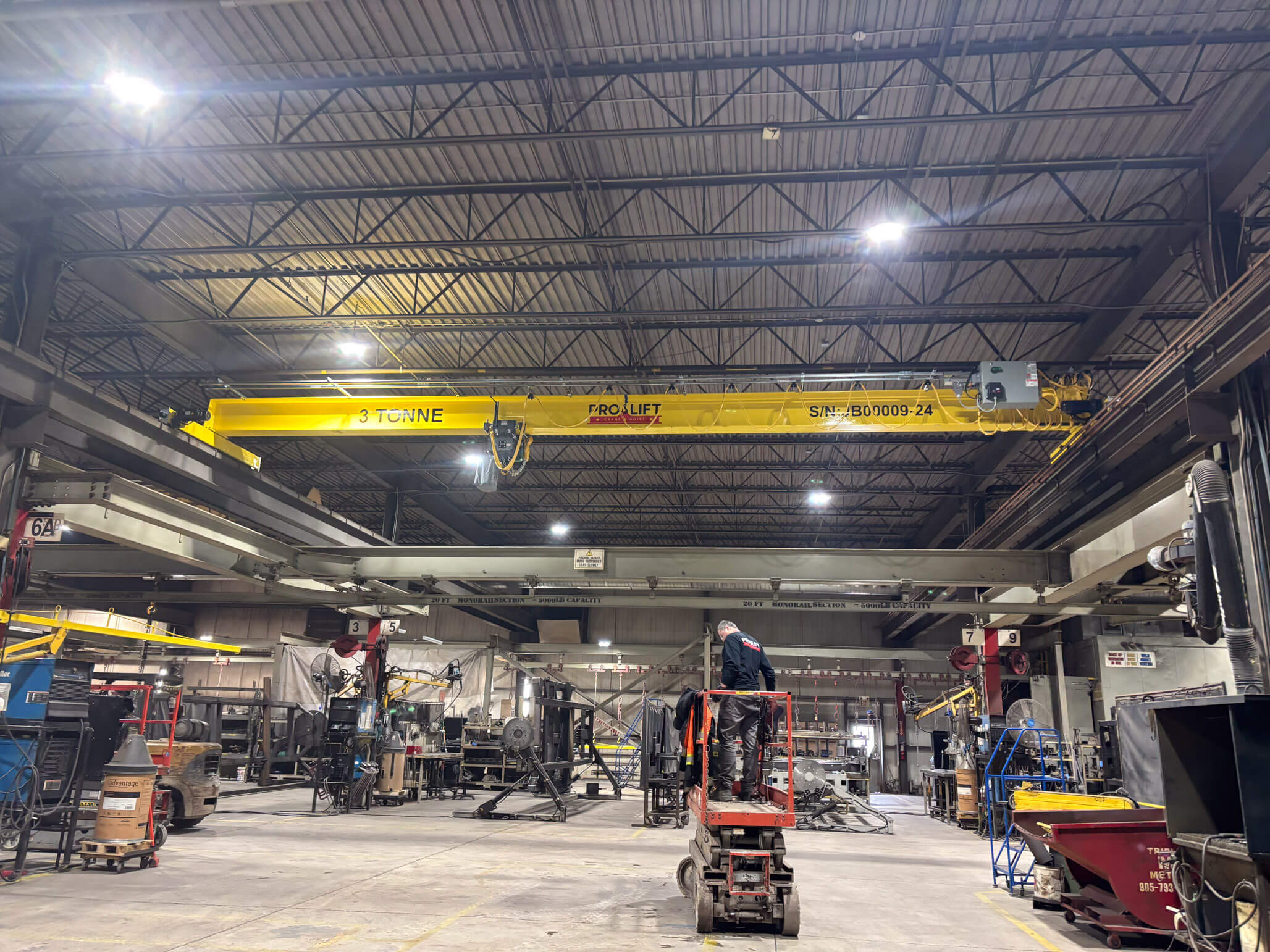 IMG_0968 – Overhead Crane